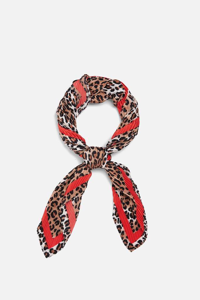 pleated neckerchief with print